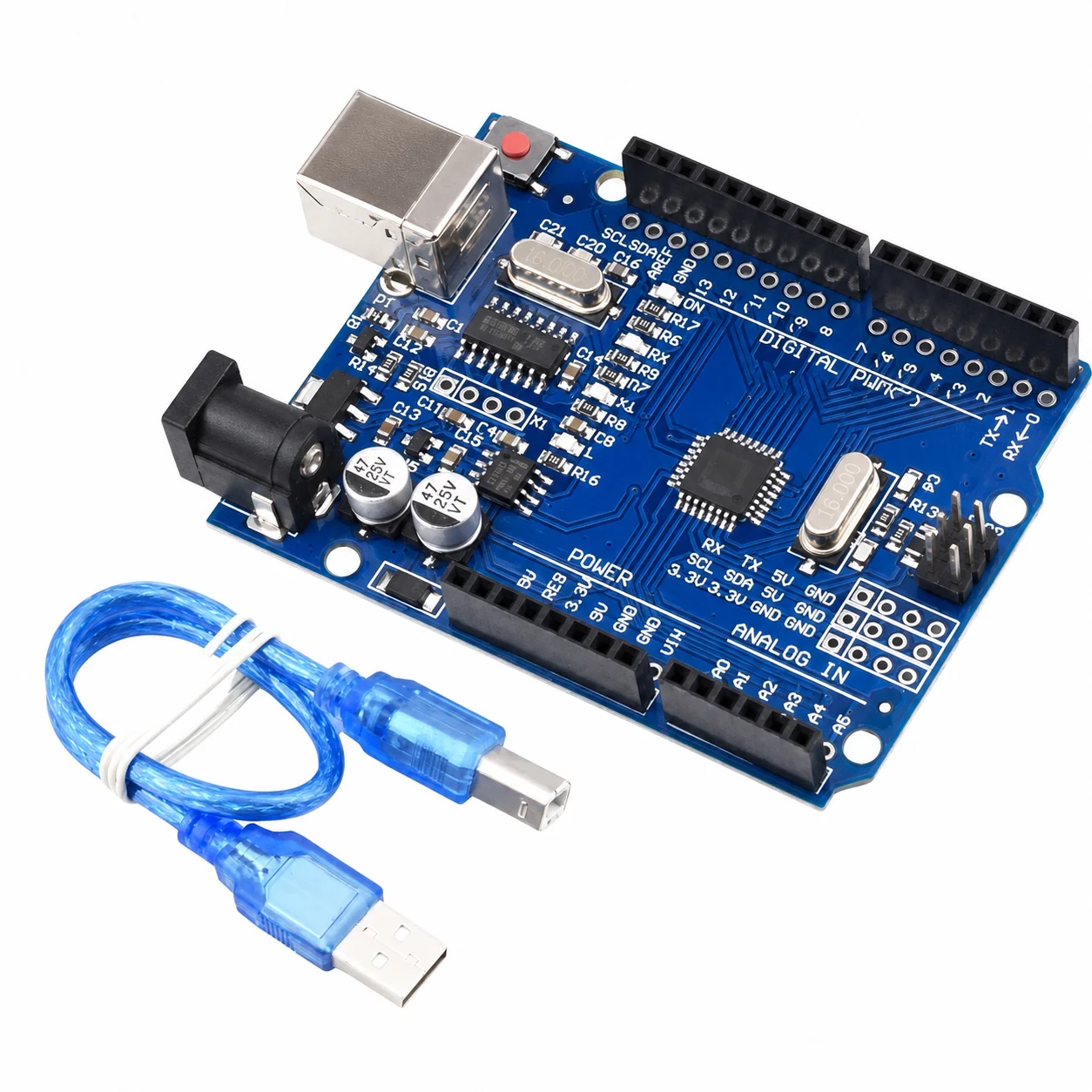 Placa de desarrollo Arduino Uno R3 SMD con cable USB para programación y robótica en Chile.